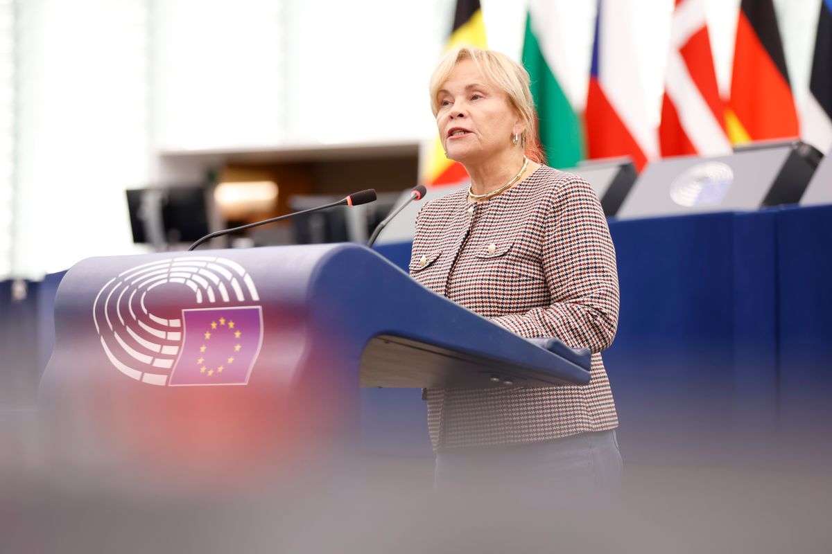 Europos Parlamento narė Rasa Juknevičienė pasisako EP sesijoje